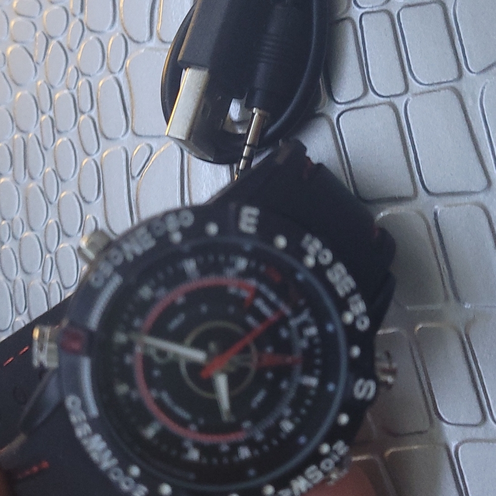 Watch ⌚️ - Picture 5 of 7